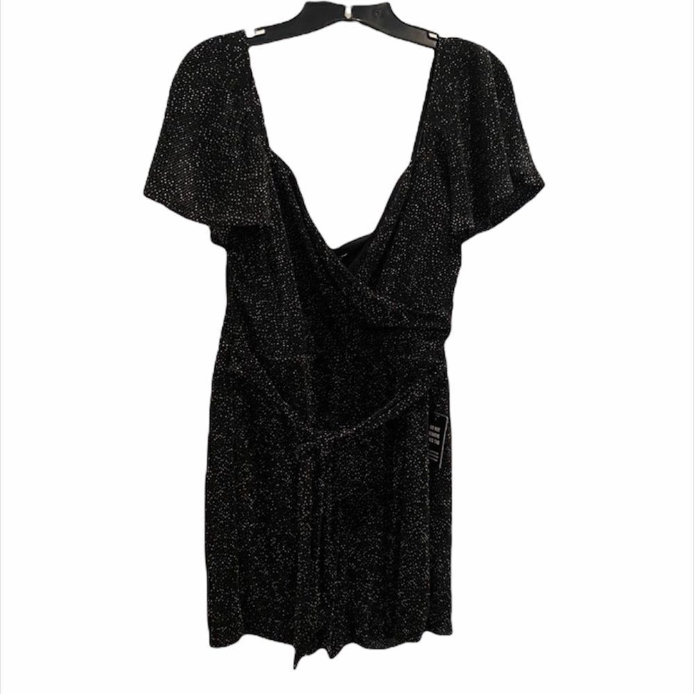 ✨Express Pleated Wrap Front Romper✨ - Picture 3 of 5